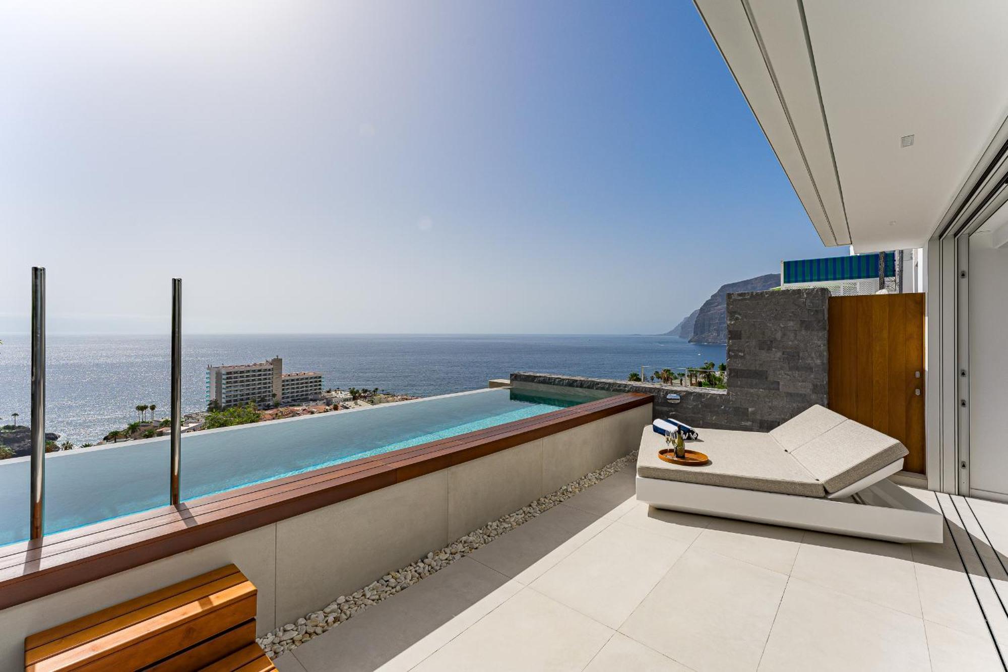 Aquasuites Luxury Penthouse A01 Acantilado de los Gigantes Exterior photo