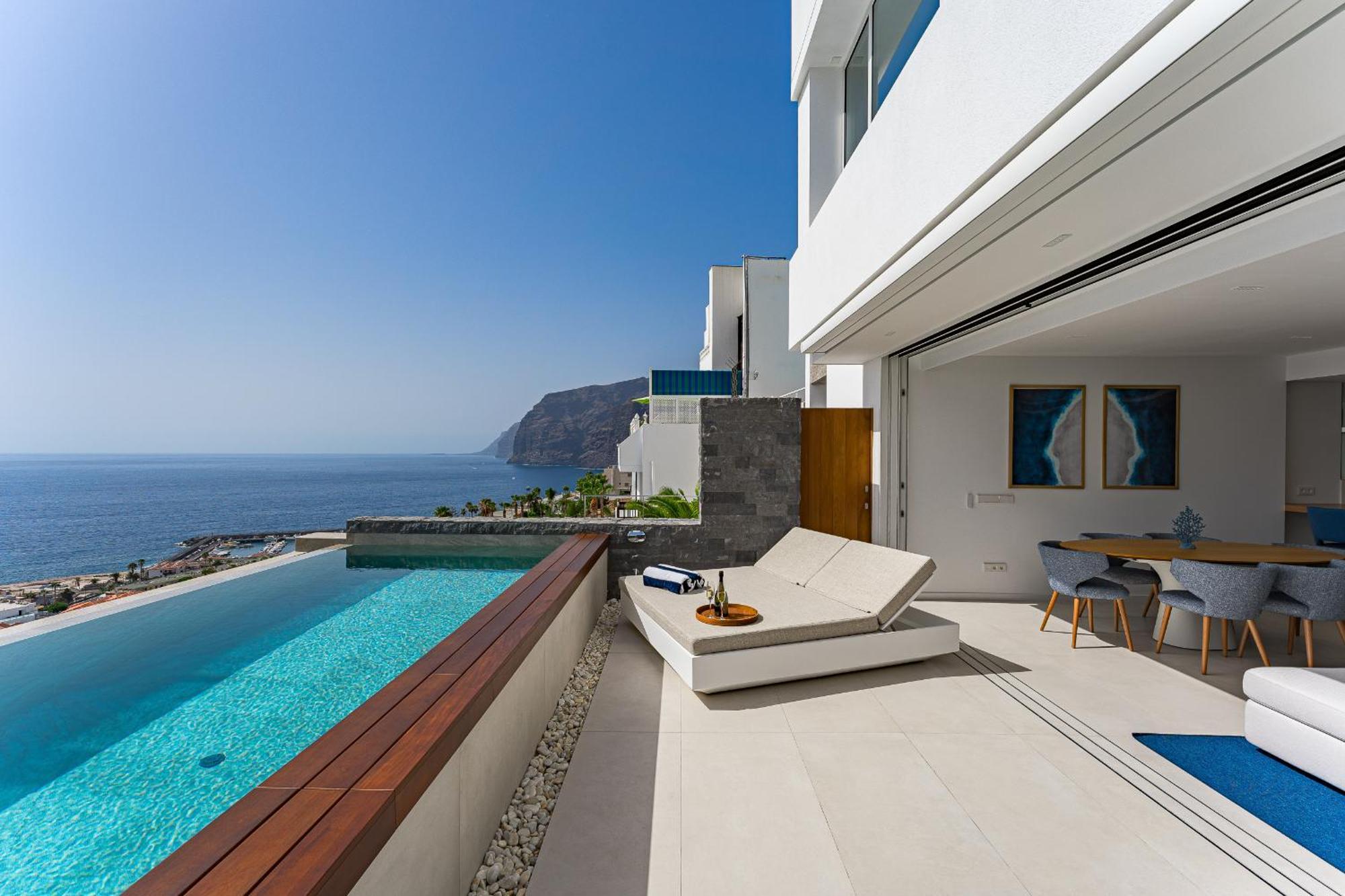 Aquasuites Luxury Penthouse A01 Acantilado de los Gigantes Exterior photo